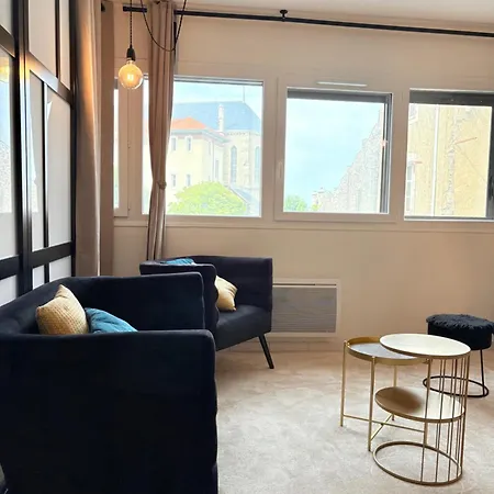 Centre Jardin Public Et Gare Du Midi *