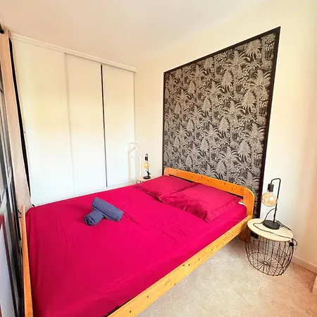 Centre Jardin Public Et Gare Du Midi Apartamento