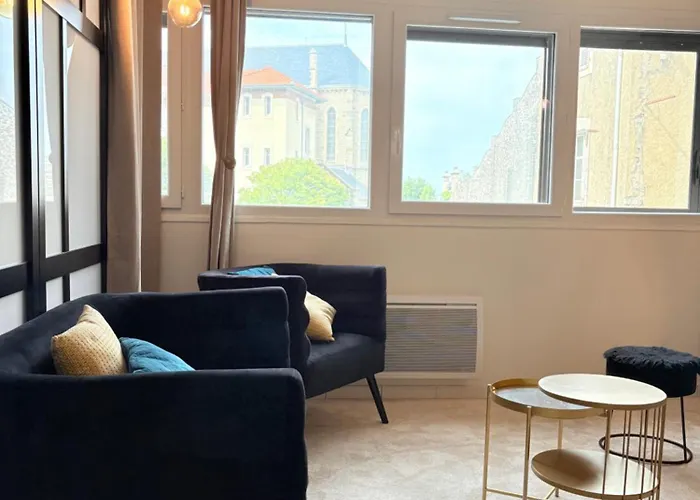 Centre Jardin Public Et Gare Du Midi *