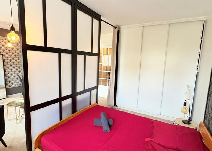 Centre Jardin Public Et Gare Du Midi